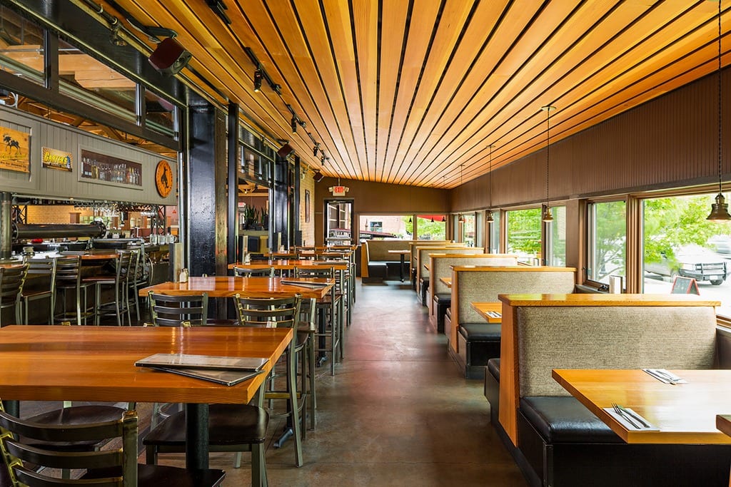 Montana Ale Works dining room