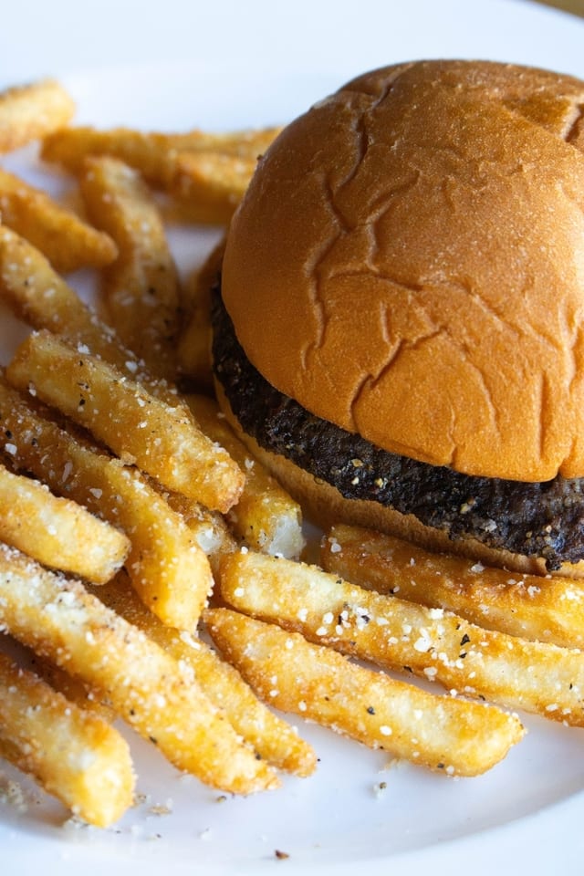 Kids Burger (D).